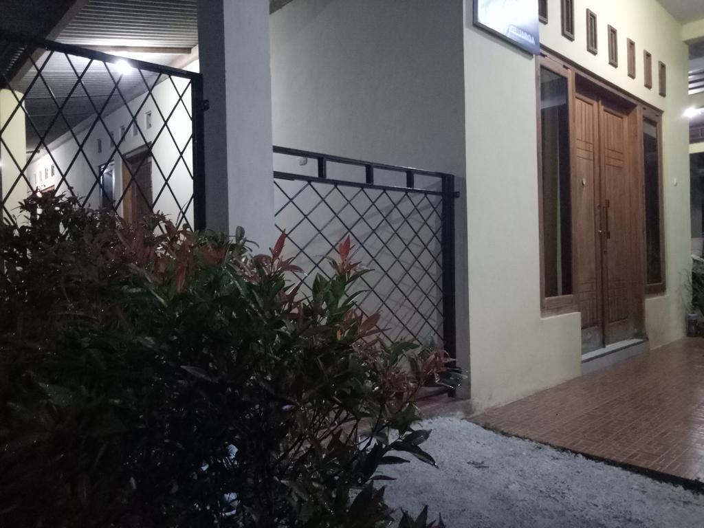 Homestay 77 Borobudur Magelang Εξωτερικό φωτογραφία